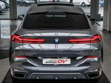 BMW X6 M50i Individual Carbon M Sitze PanoSKY Iconic