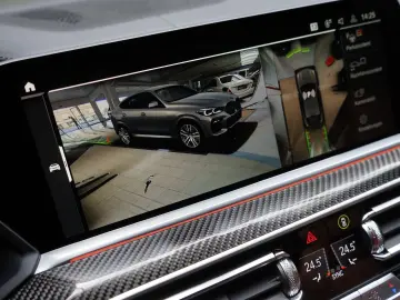 BMW X6 M50i Individual Carbon M Sitze PanoSKY Iconic