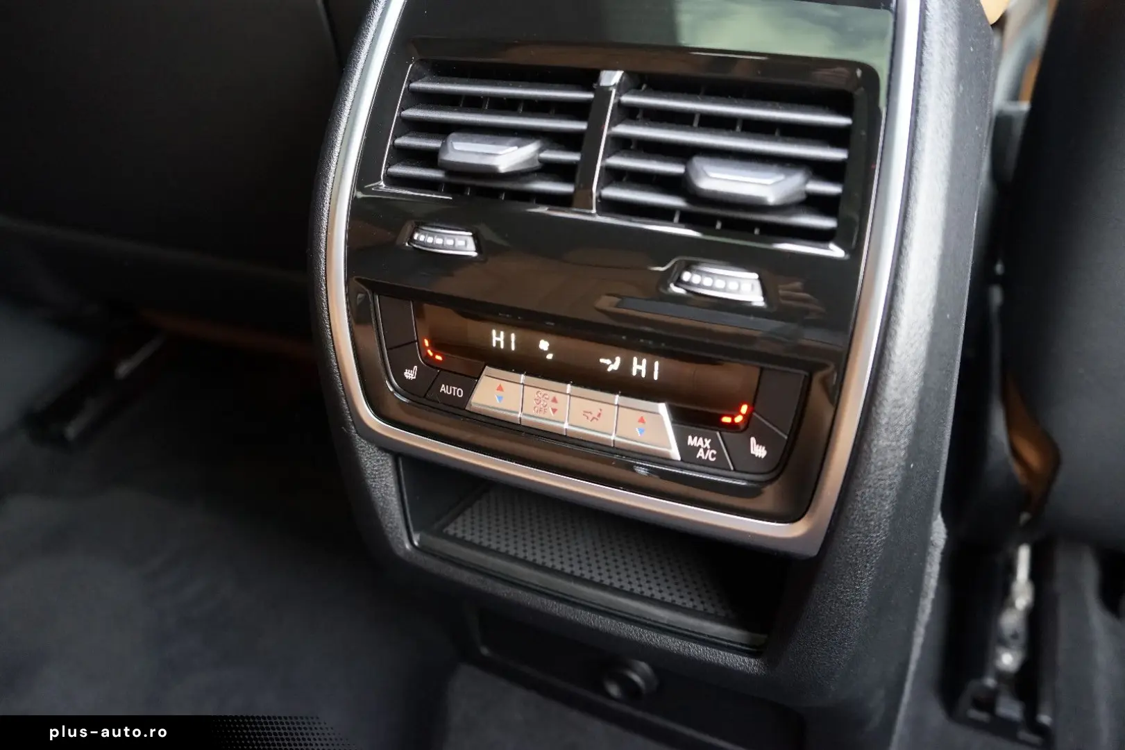 BMW X6 M50i Individual Carbon M Sitze PanoSKY Iconic