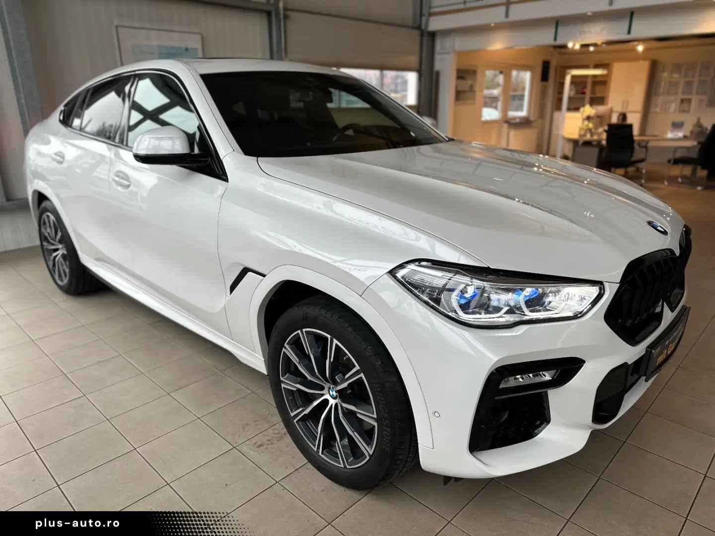 BMW X6 xDrive 30d M Sport PANO HEAD-UP LEDER ACC H&K