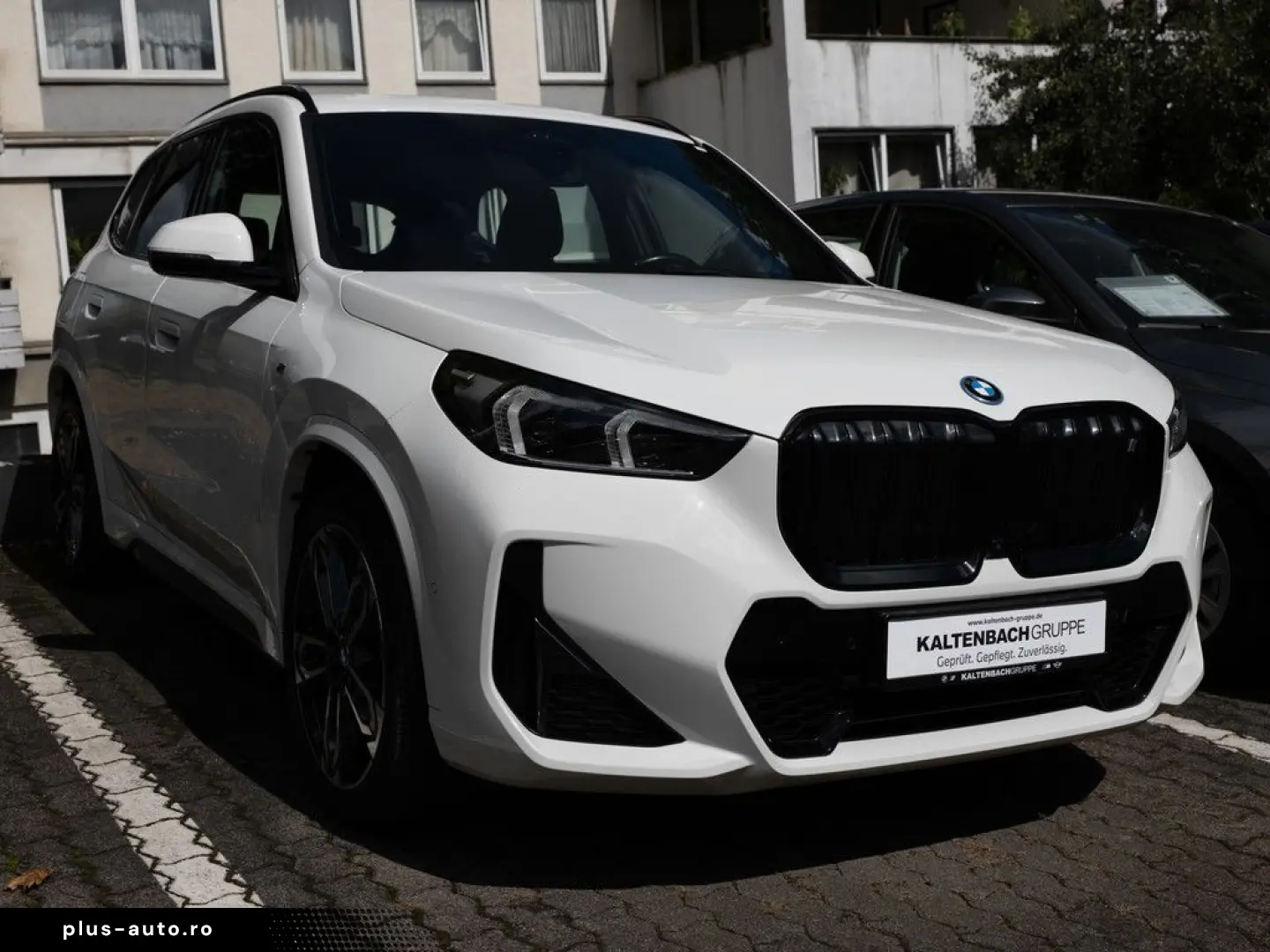 BMW X1 xDrive30 M-Sport AHK HUD 360  LED NAVI SHZ