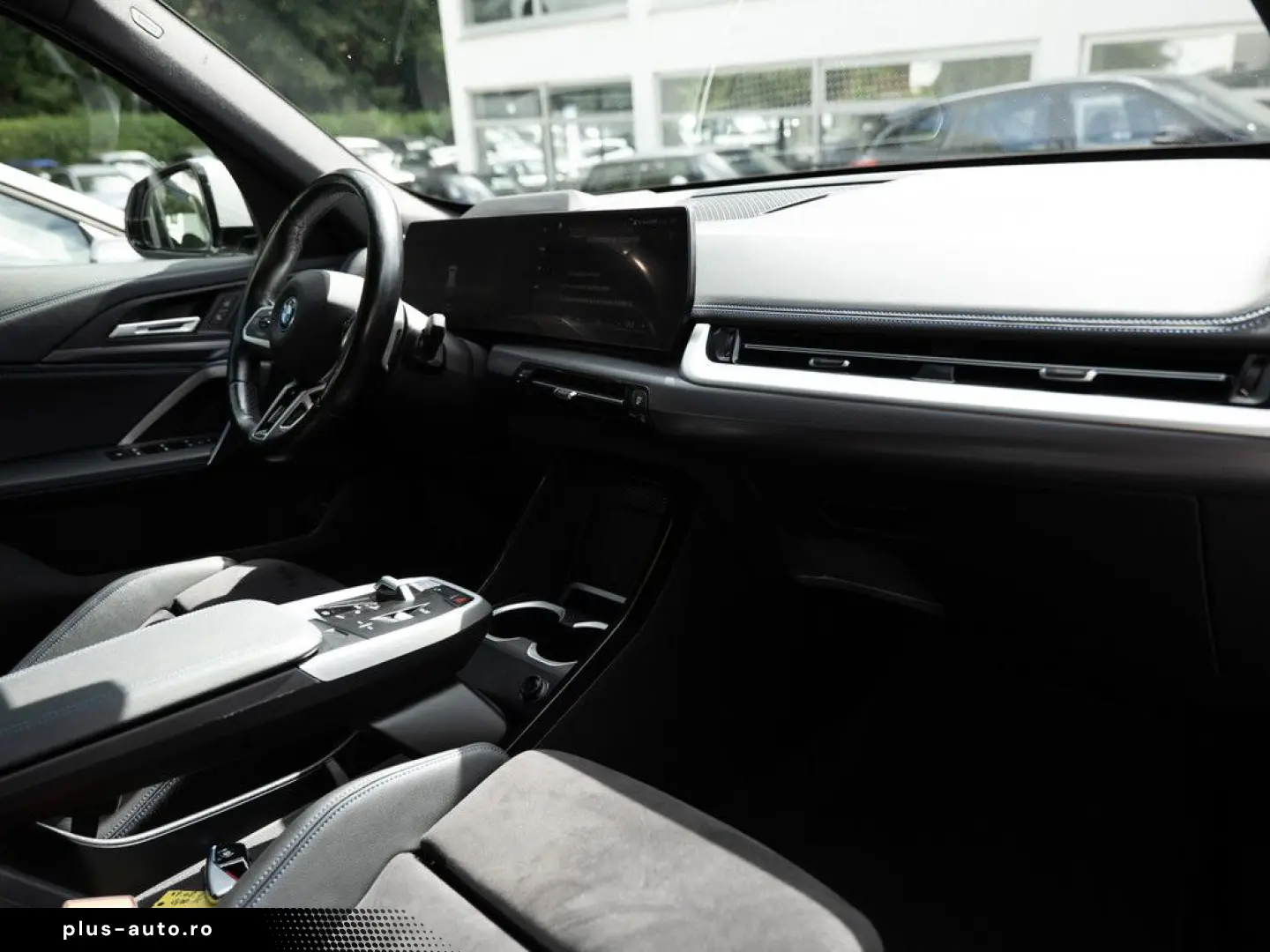 BMW X1 xDrive30 M-Sport AHK HUD 360  LED NAVI SHZ