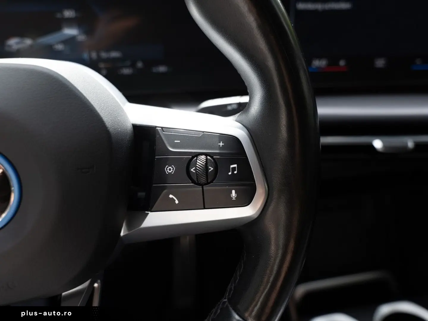 BMW X1 xDrive30 M-Sport AHK HUD 360  LED NAVI SHZ