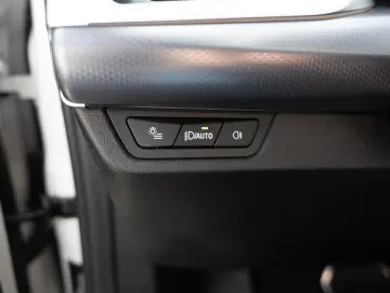 BMW X1 xDrive30 M-Sport AHK HUD 360  LED NAVI SHZ