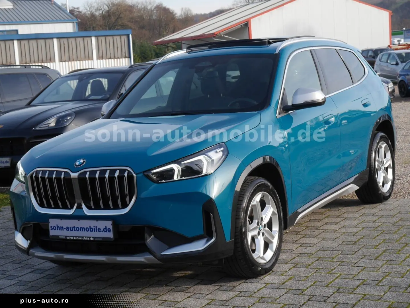 BMW X1 18 i sDri xLine Panorama ACC HUD LED AHK 360