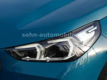 BMW X1 18 i sDri xLine Panorama ACC HUD LED AHK 360