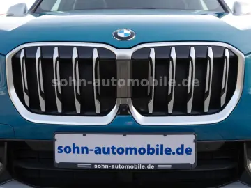 BMW X1 18 i sDri xLine Panorama ACC HUD LED AHK 360