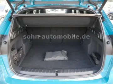 BMW X1 18 i sDri xLine Panorama ACC HUD LED AHK 360