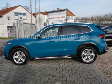 BMW X1 18 i sDri xLine Panorama ACC HUD LED AHK 360