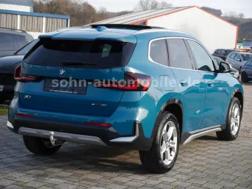 BMW X1 18 i sDri xLine Panorama ACC HUD LED AHK 360