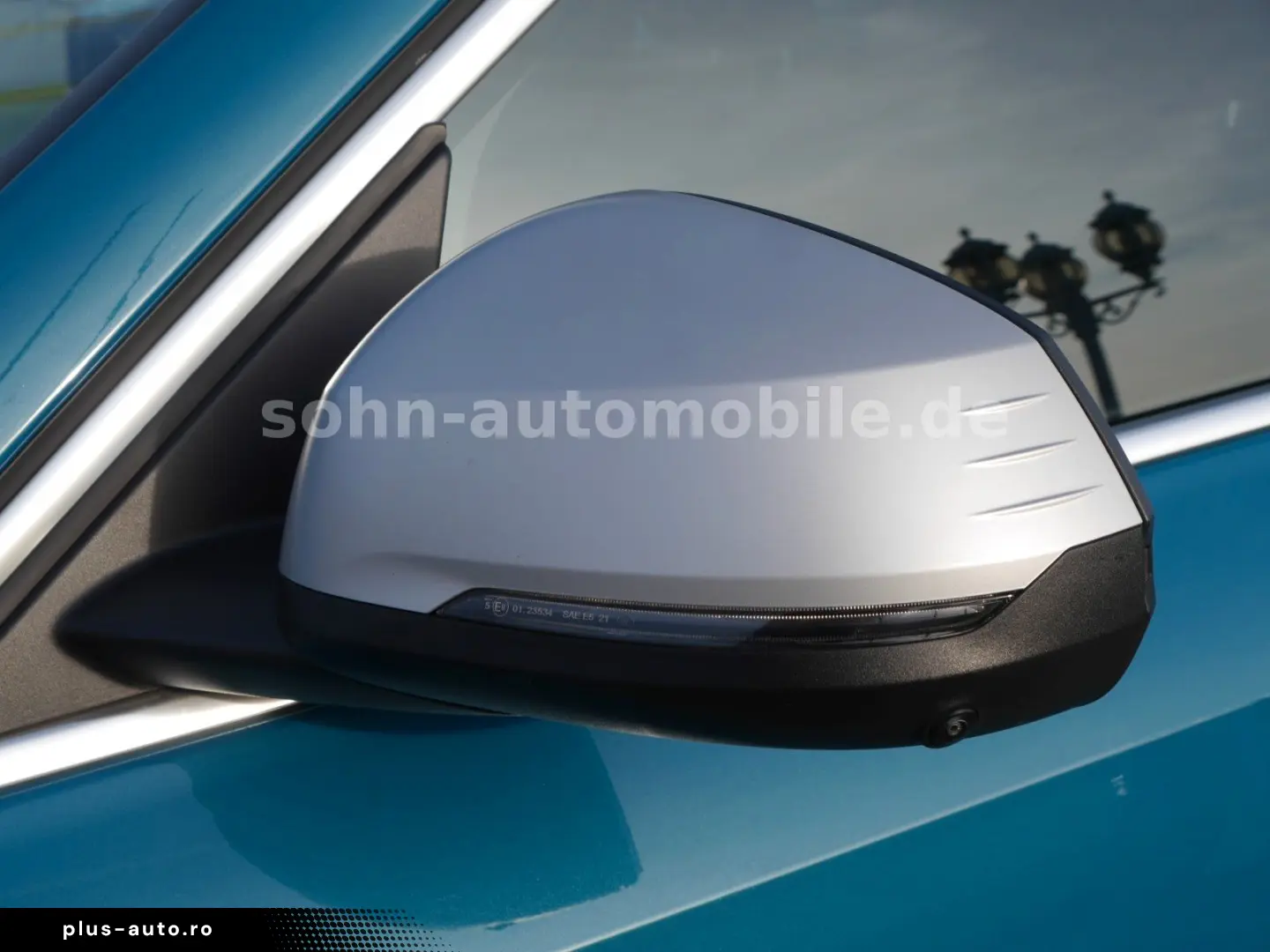 BMW X1 18 i sDri xLine Panorama ACC HUD LED AHK 360