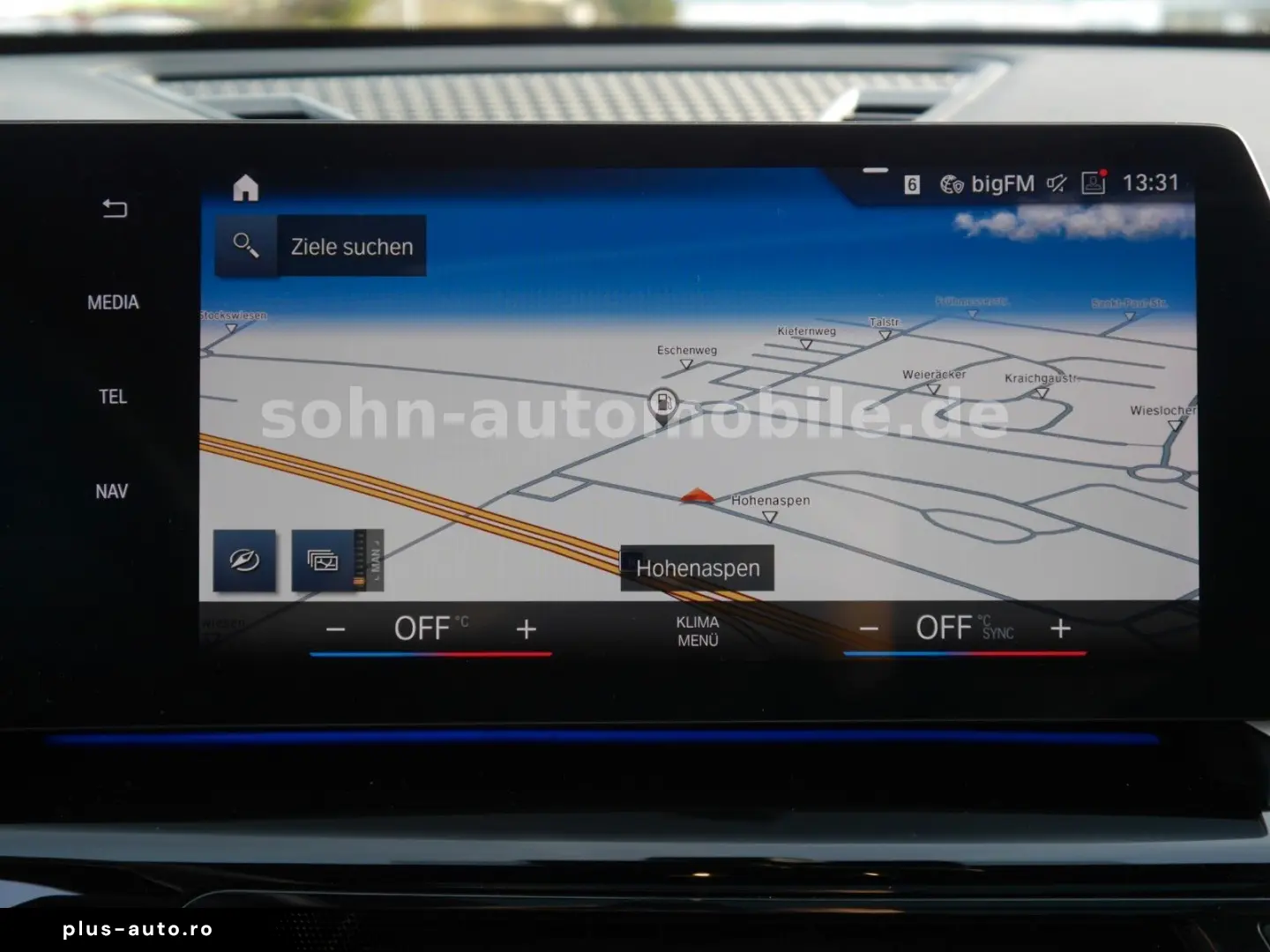 BMW X1 18 i sDri xLine Panorama ACC HUD LED AHK 360