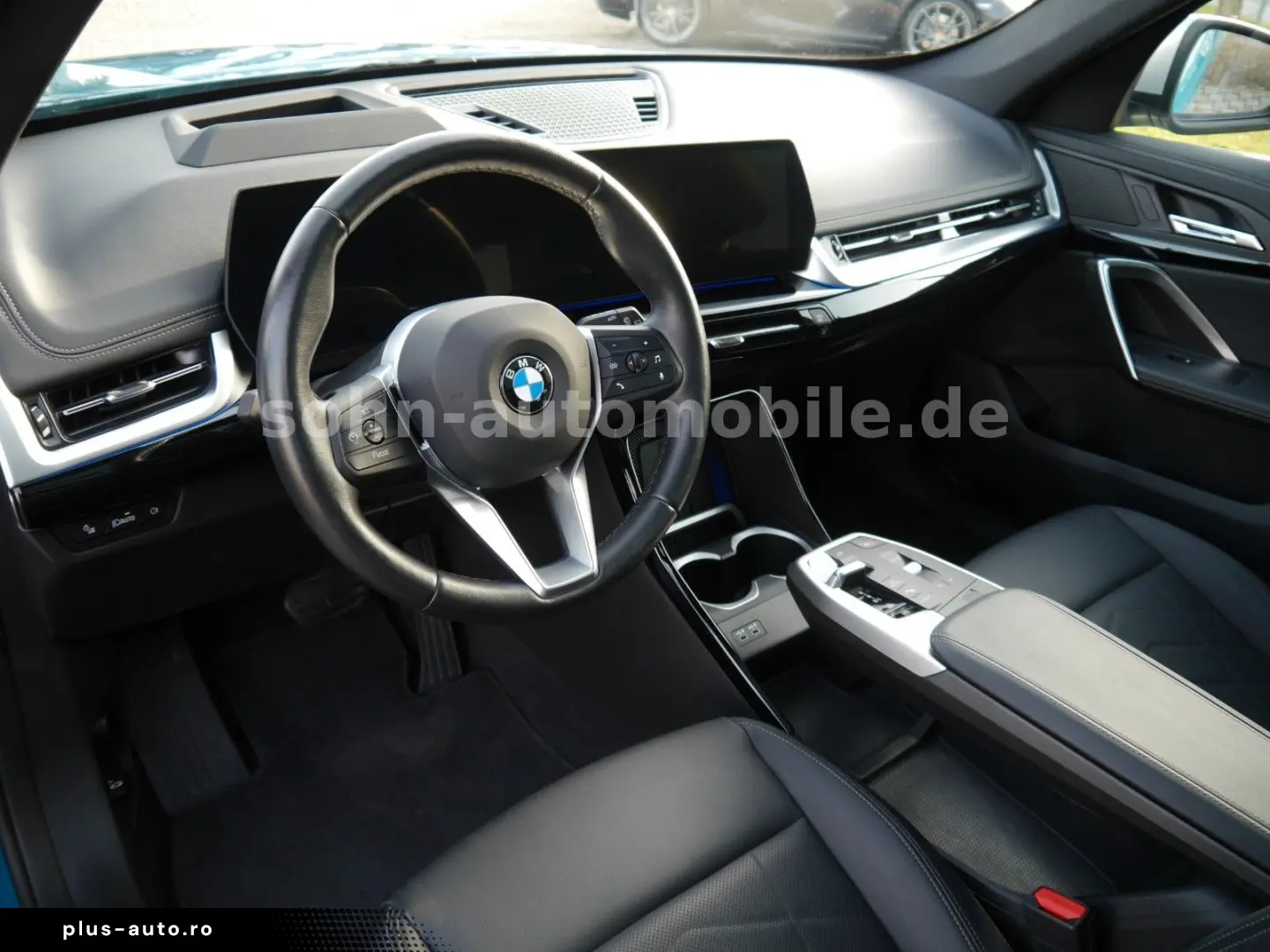 BMW X1 18 i sDri xLine Panorama ACC HUD LED AHK 360