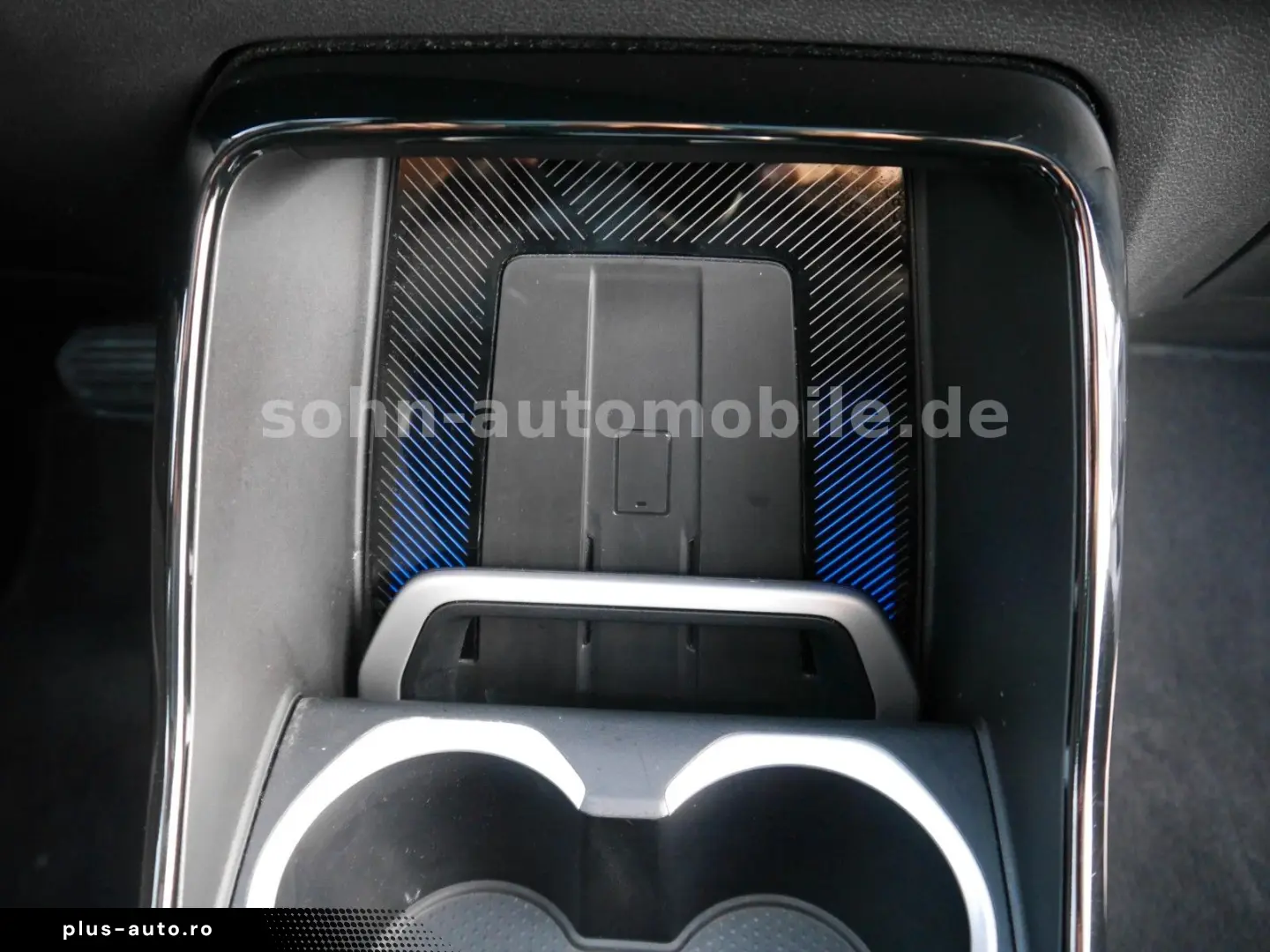 BMW X1 18 i sDri xLine Panorama ACC HUD LED AHK 360