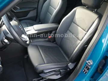 BMW X1 18 i sDri xLine Panorama ACC HUD LED AHK 360