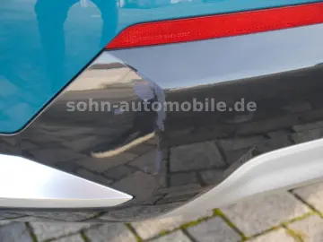 BMW X1 18 i sDri xLine Panorama ACC HUD LED AHK 360