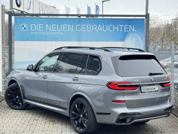 BMW X7 xDrive40d M Sport Pro AHK Massage h&k St-Hzg