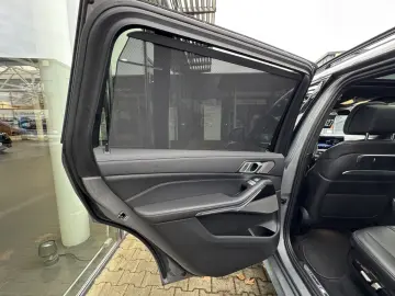 BMW X7 xDrive40d M Sport Pro AHK Massage h&k St-Hzg