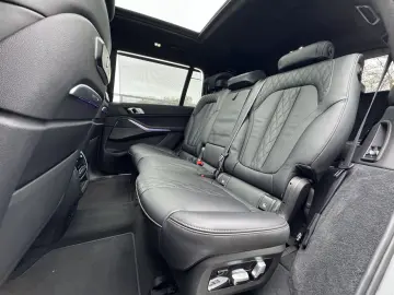 BMW X7 xDrive40d M Sport Pro AHK Massage h&k St-Hzg