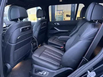 BMW X7 xDr40i M Sport Pro 6Sitz ExDrive StHz AHK Sky