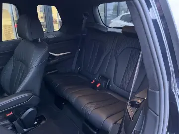 BMW X7 xDr40i M Sport Pro 6Sitz ExDrive StHz AHK Sky