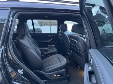 BMW X7 xDr40i M Sport Pro 6Sitz ExDrive StHz AHK Sky