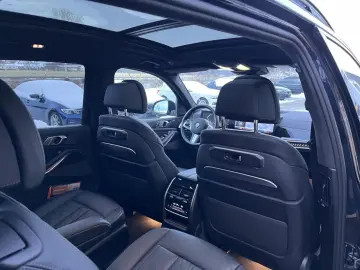 BMW X7 xDr40i M Sport Pro 6Sitz ExDrive StHz AHK Sky