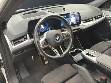 BMW X1 xDrive23i [M Sport  HUD  LED  Pano  HK Sound]