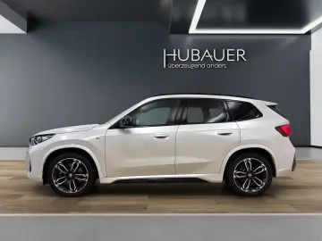 BMW X1 xDrive23i [M Sport  HUD  LED  Pano  HK Sound]