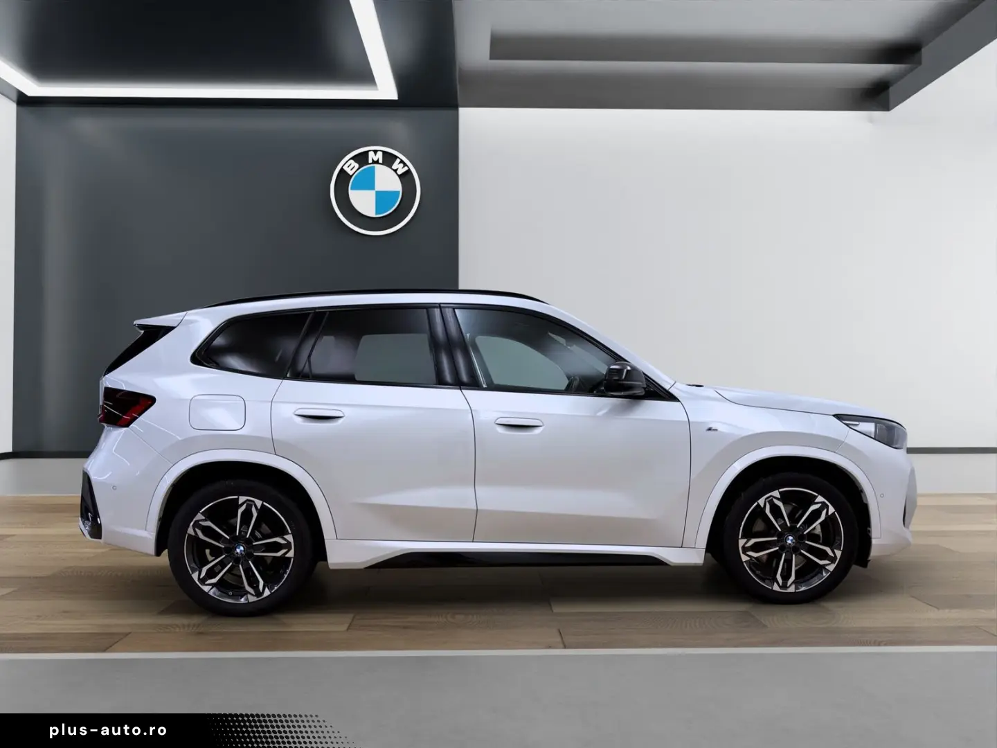 BMW X1 xDrive23i [M Sport  HUD  LED  Pano  HK Sound]