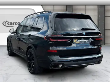 BMW X7 xDrive40d M-Sport Pro 22 AHK M-Sitz ACC 360