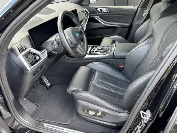 BMW X7 xDrive40d M-Sport Pro 22 AHK M-Sitz ACC 360