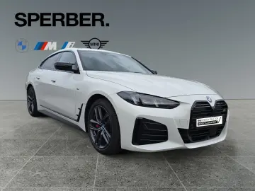 BMW M440i xDrive Live Cockpit Prof Head Up M Sportpa