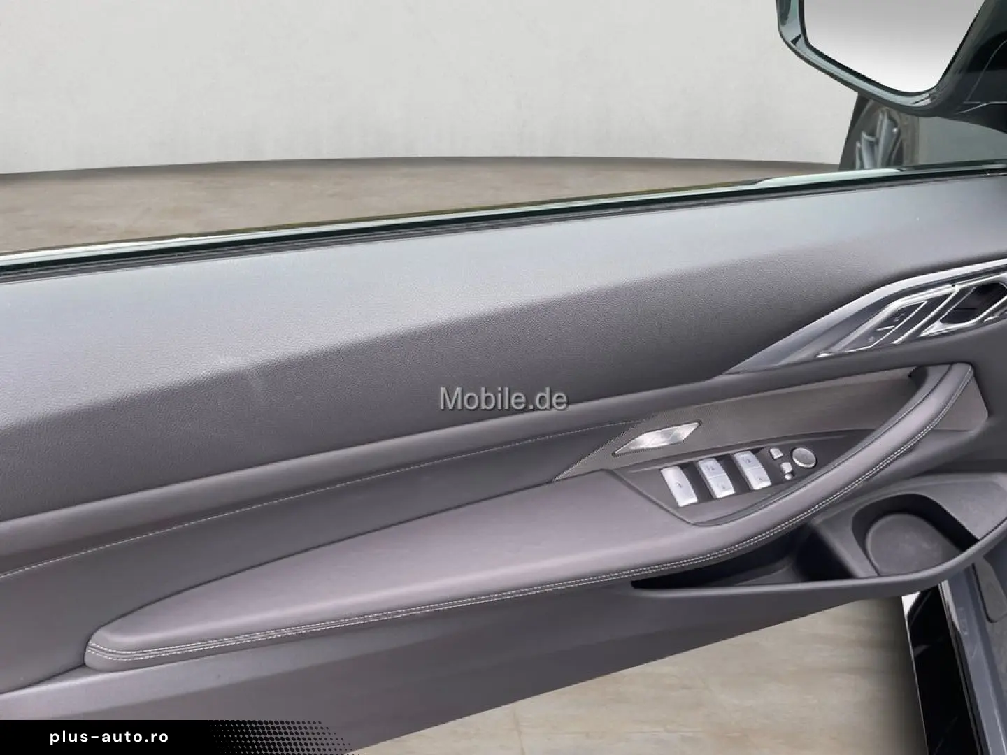 BMW M4 Competition M xDrive Cabrio   NP= 121.490 -