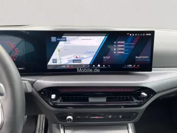 BMW M4 Competition M xDrive Cabrio   NP= 121.490 -