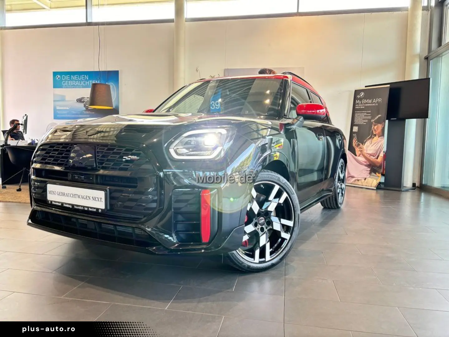 MINI Countryman JCW ALL4 John Cooper Works Trim EDC