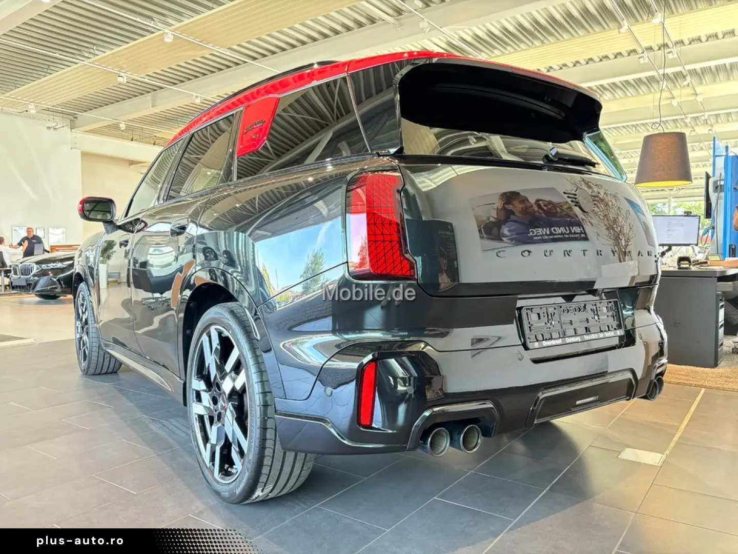 MINI Countryman JCW ALL4 John Cooper Works Trim EDC