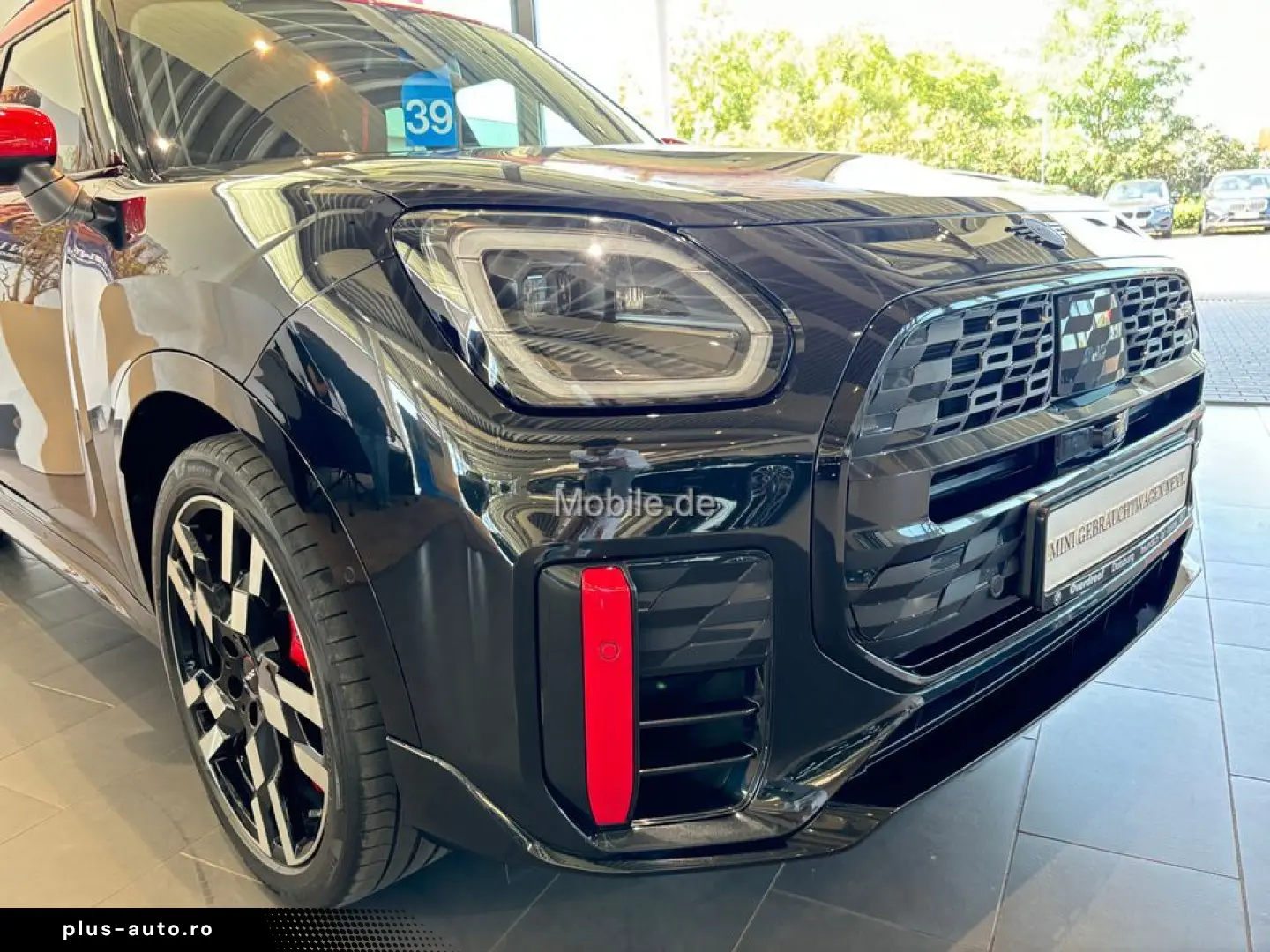 MINI Countryman JCW ALL4 John Cooper Works Trim EDC