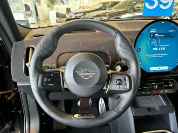 MINI Countryman JCW ALL4 John Cooper Works Trim EDC