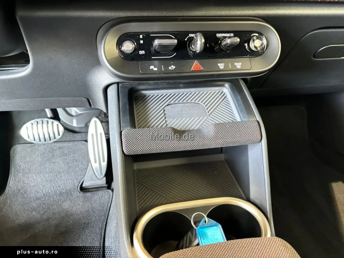 MINI Countryman JCW ALL4 John Cooper Works Trim EDC