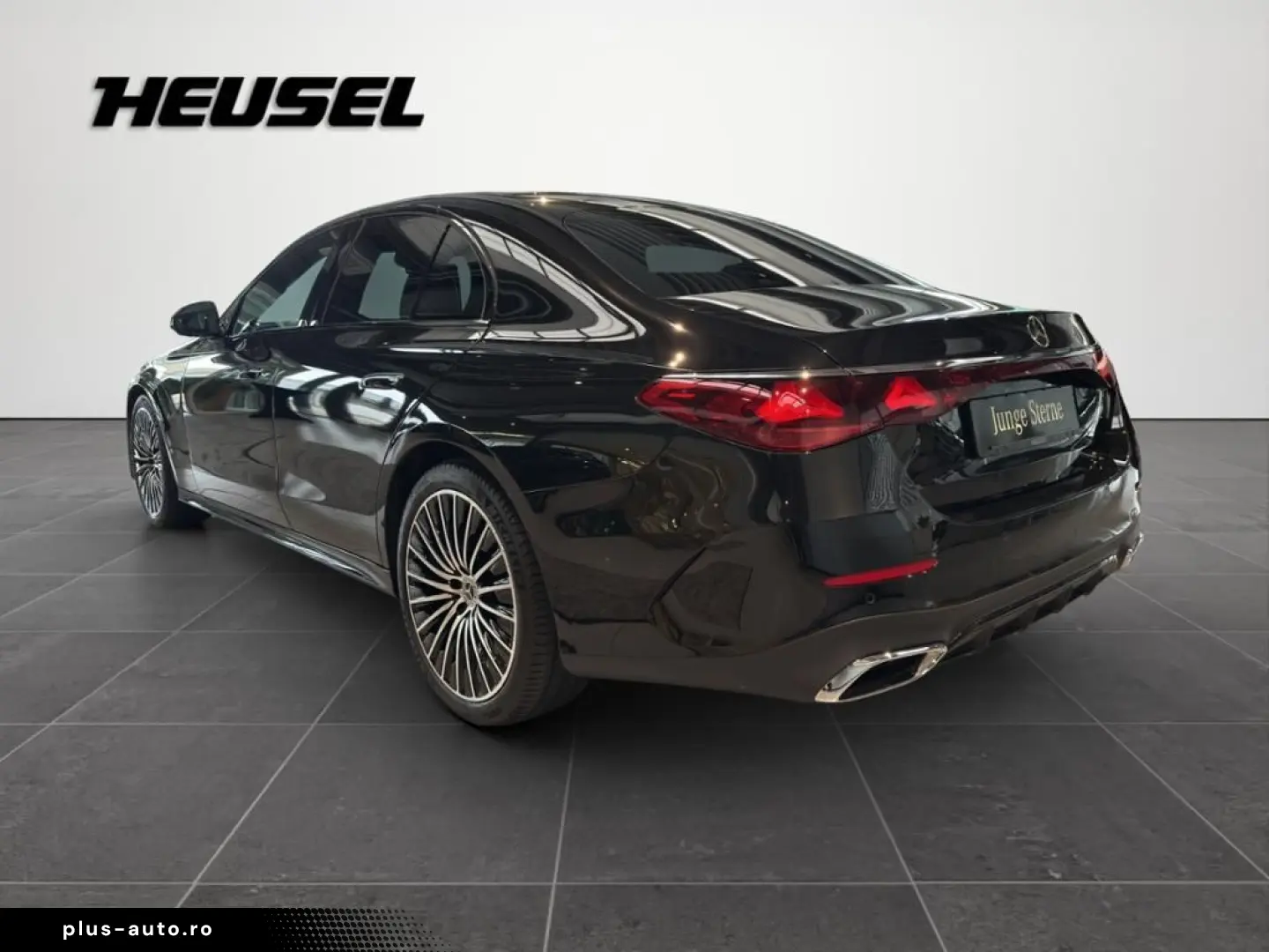 MERCEDES-BENZ E 200 AMG  Superscreen Burmester Night&hellip;