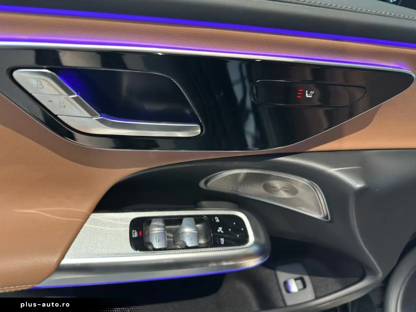 MERCEDES-BENZ E 200 AMG  Superscreen Burmester Night&hellip;