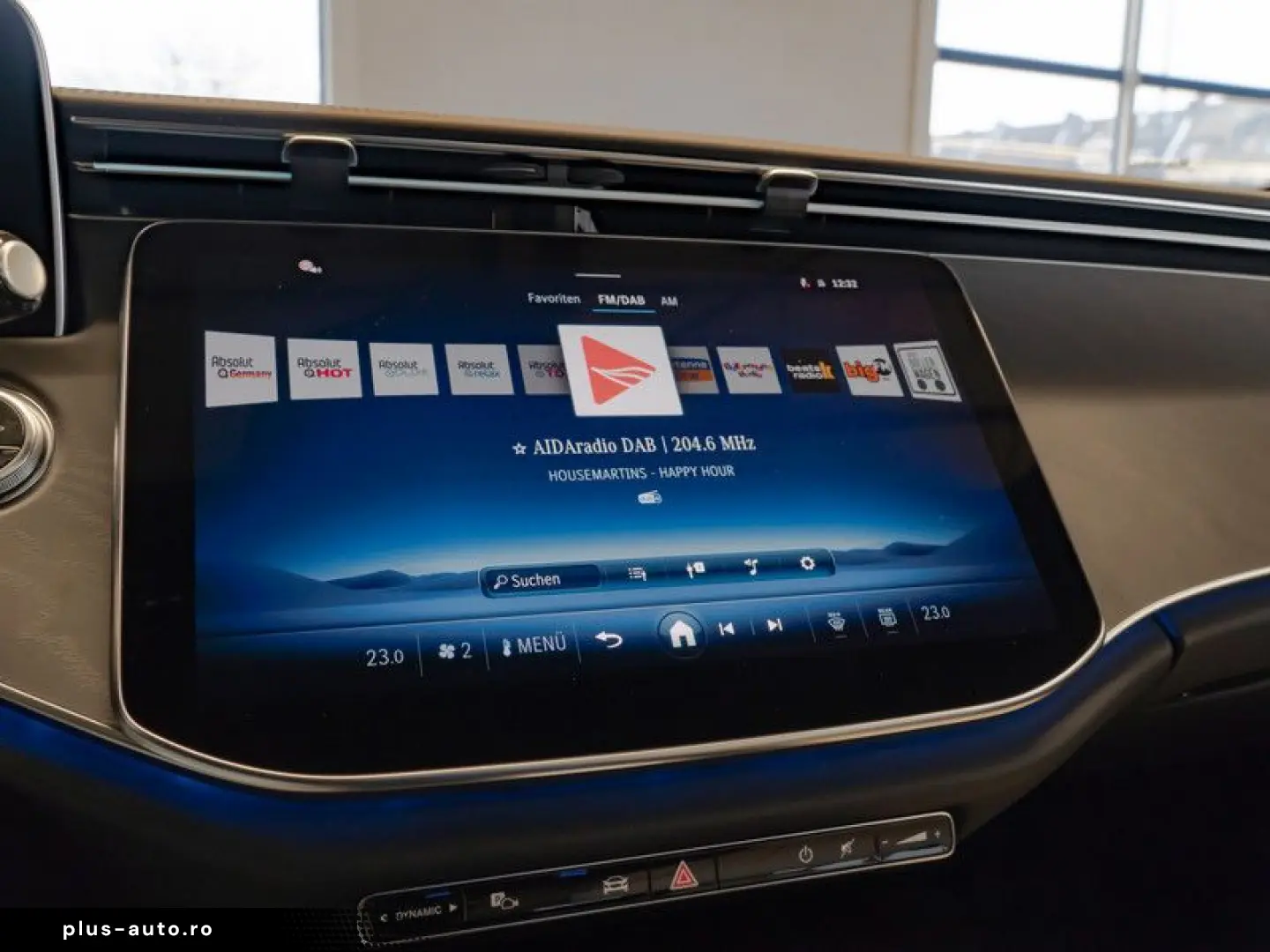 MERCEDES-BENZ E 200 AMG-Sport Pano Burm AHK Night Distr Memo