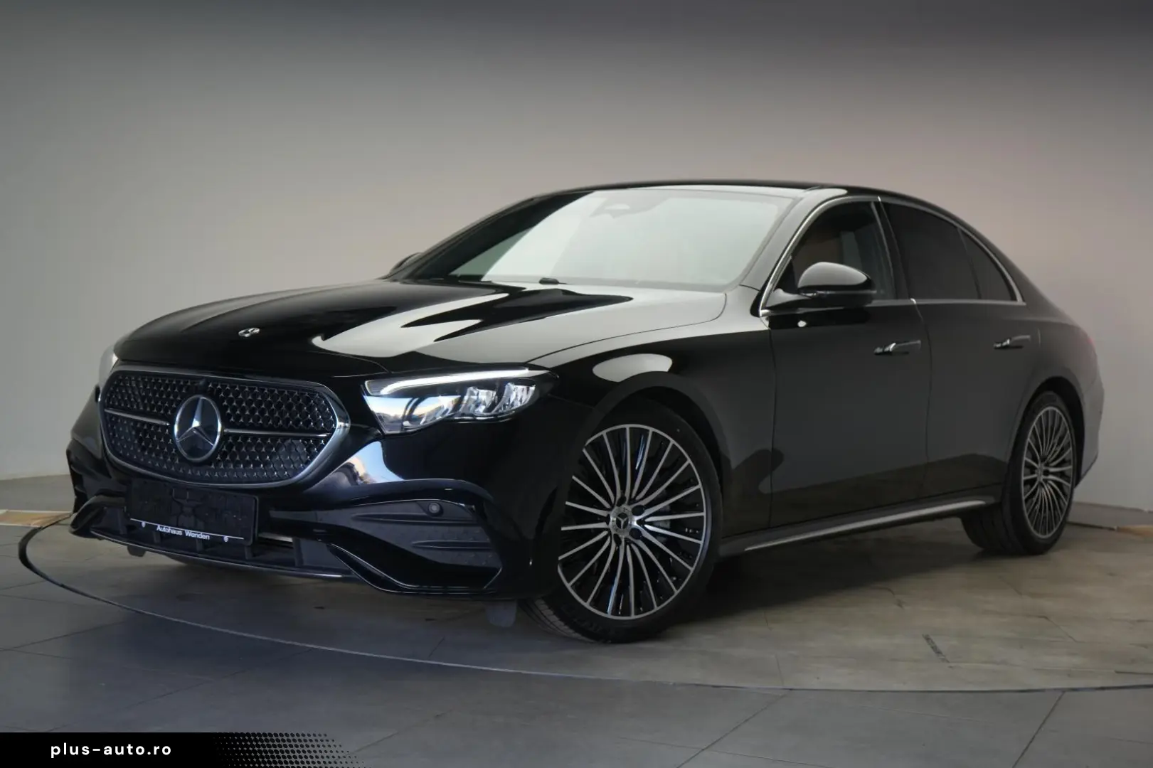 MERCEDES-BENZ E 220 d 9G-Tronic AMG Leder Distronic &hellip;