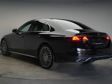 MERCEDES-BENZ E 220 d 9G-Tronic AMG Leder Distronic &hellip;