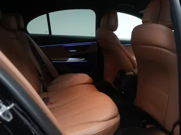 MERCEDES-BENZ E 220 d 9G-Tronic AMG Leder Distronic &hellip;