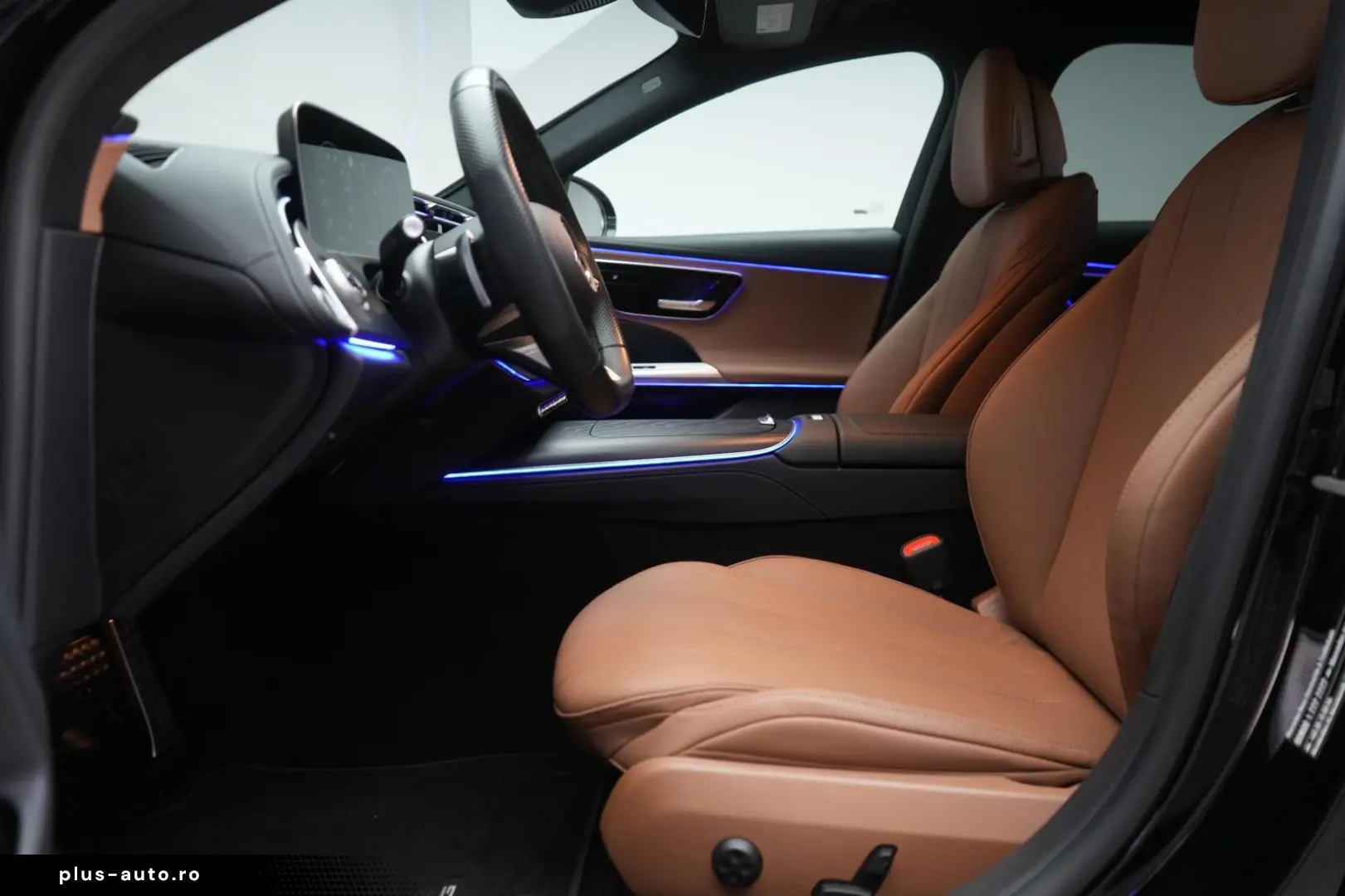 MERCEDES-BENZ E 220 d 9G-Tronic AMG Leder Distronic &hellip;