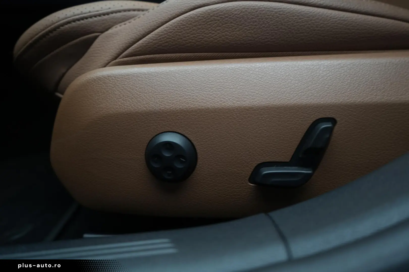 MERCEDES-BENZ E 220 d 9G-Tronic AMG Leder Distronic &hellip;