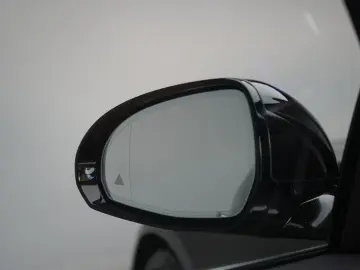 MERCEDES-BENZ E 220 d 9G-Tronic AMG Leder Distronic &hellip;