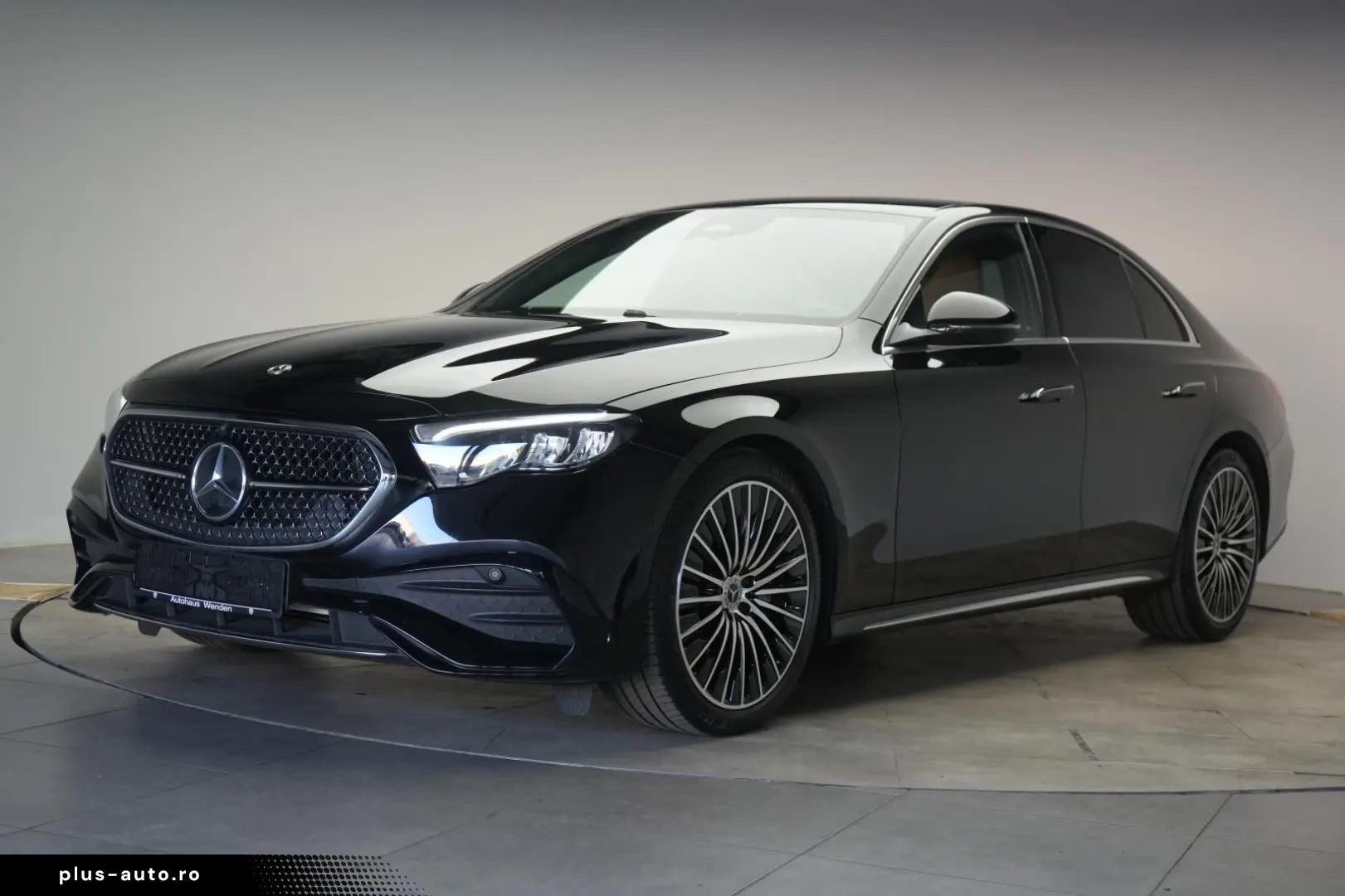 MERCEDES-BENZ E 220 d 9G-Tronic AMG Leder Distronic &hellip;